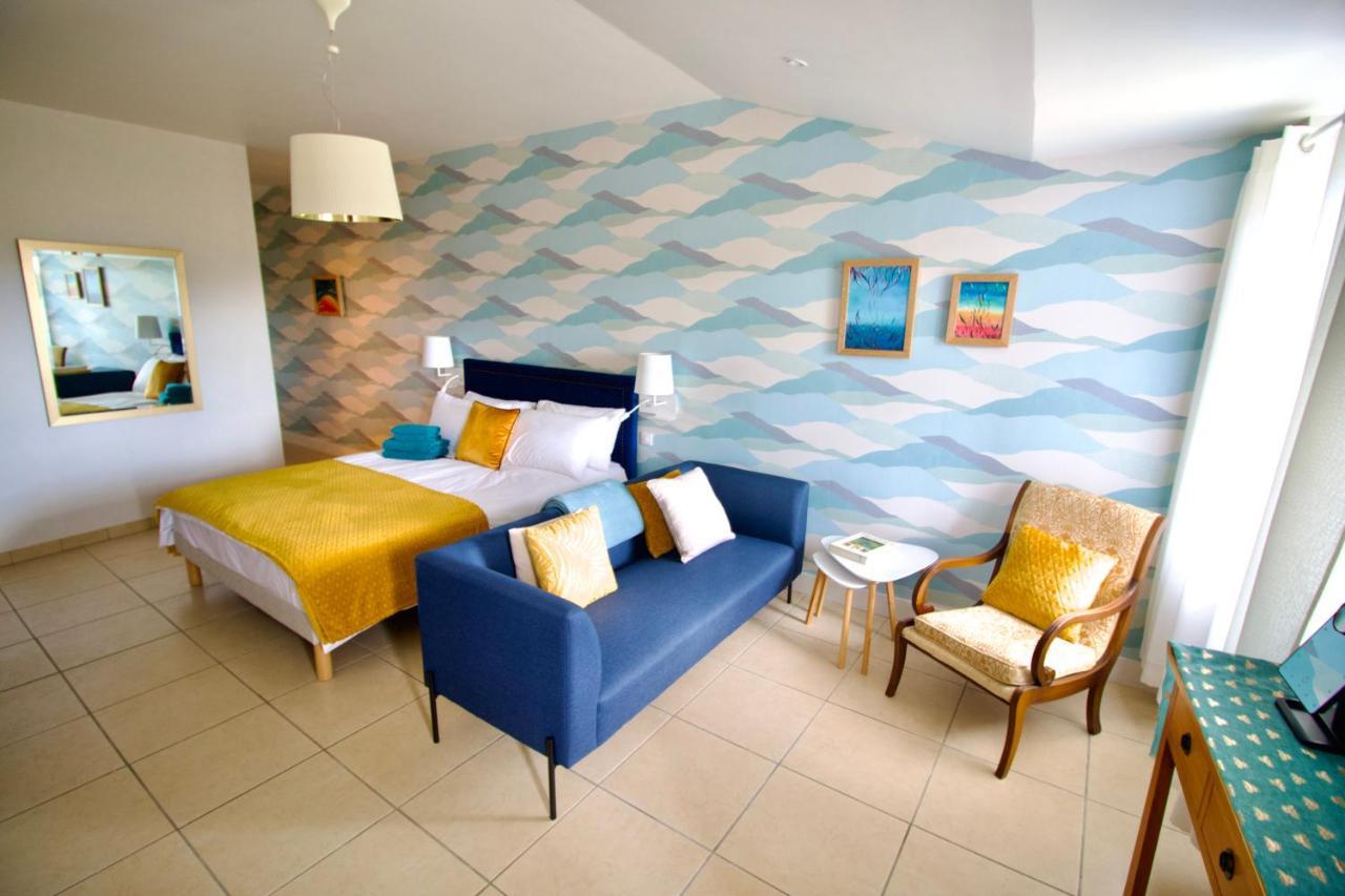 Bed and Breakfast O Trois Oliviers Louin Экстерьер фото